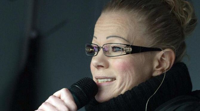 Pegida-Mitbegründerin Kathrin Oertel hat alle Ämter in der islamkritischen Bewegung aufgegeben. Foto: Sebastian Kahnert Pegida-Mitbegründerin Kathrin Oertel hat alle Ämter in der islamkritischen Bewegung aufgegeben. Foto: Sebastian Kahnert