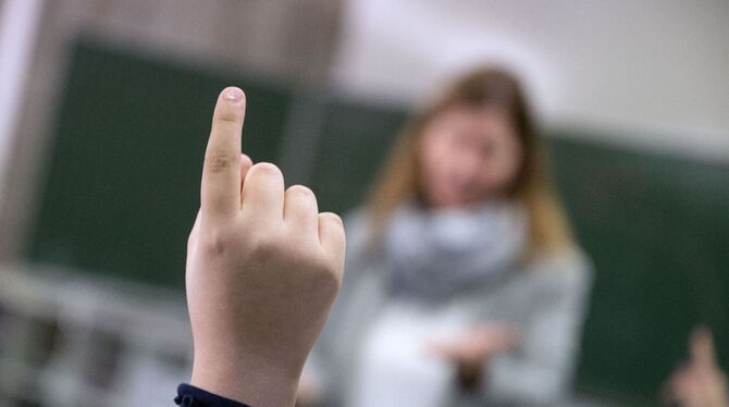 Ministerinnen stellen neue Wege ins Lehramtsstudium vor