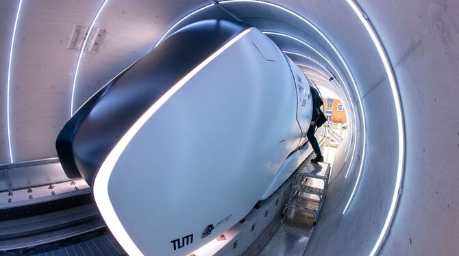 Eröffnung der Hyperloop-Teststrecke Eröffnung der Hyperloop-Teststrecke