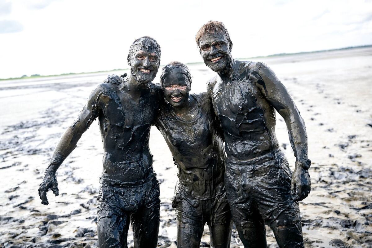 Schlammverschmiert Schlammverschmiert