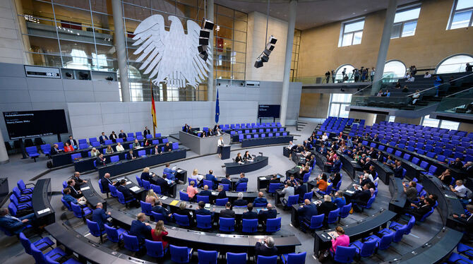 Sitzung im Bundestag in Berlin. Das Vertrauen in den Staat und seine Institutionen ist auf einen neuen Tiefstand gesunken.