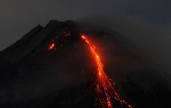 Indonesien - Vulkan Merapi wieder aktiv
