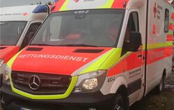Ein-Rettungswagen-des-Roten-Kreuzes-im-Zollernalbkreis-142146