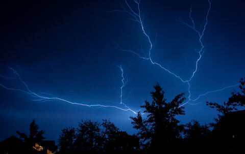 Blitze über Betzingen FOTO