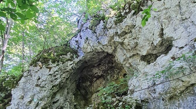 Leben am Rande der Gesellschaft: In dieser Höhle im Brieltal im Alb-Donau-Kreis hat Katharina Schonter gehaust.