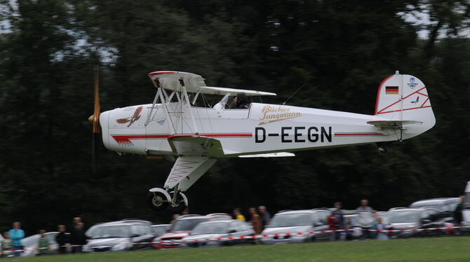 Beim Flugplatzfest am Wochenende auf dem Mössinger Farrenberg werden auch mehrere Doppeldecker erwartet. FOTO: MEYER Beim Flugplatzfest am Wochenende auf dem Mössinger Farrenberg werden auch mehrere Doppeldecker erwartet. FOTO: MEYER