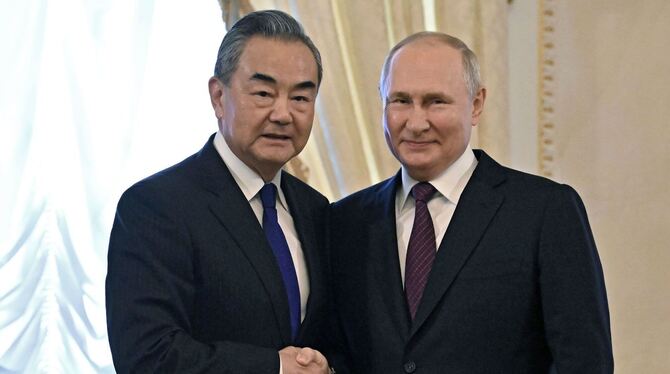 Wladimir Putin und Wang Yi