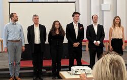 Langer Applaus für die sechs Musiker nach ihrem Auftritt in der St.-Michaelskirche.