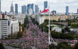 «Marsch der Million Herzen» von Polens größtem Oppositionsbündnis