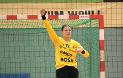 Wird nach dem Spiel gegen Halle-Neustadt als beste Spielerin ausgezeichnet: Marie Weiss, Torhüterin der TuS Metzingen. 