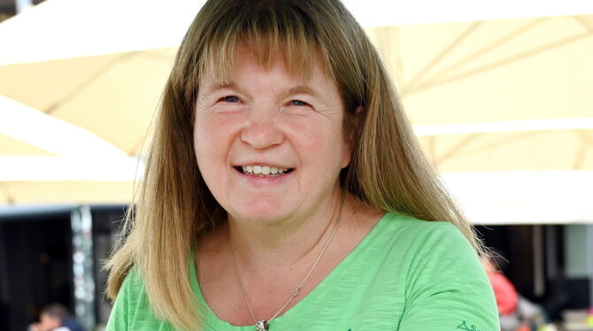 Die Kappishäuserner Wochenmarktbeschickerin Ruth Leins hat auch alte Apfelsorten in ihrem Selbsterzeuger-Sortiment. Darunter urs