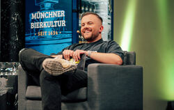 Ein Influencer in der Rolle des Moderators: AtBroski-Showgründer Simon Schildgen (Gamerbrother) überzeugt in dieser Rolle auf ga