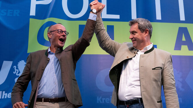Sie setzen Scholz unter Druck: die Unions-Chefs Friedrich Merz (links) und Markus Söder.