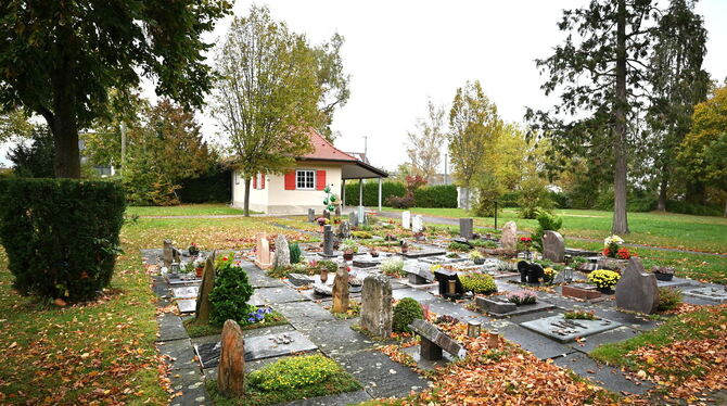 Bestattungen auf dem Ohmenhäuser Friedhof sollen langfristig auf den Kernbereich konzentriert werden.