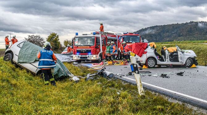 Autofahrerin stirbt bei Frontalzusammenstoß in Schwäbisch Hall
