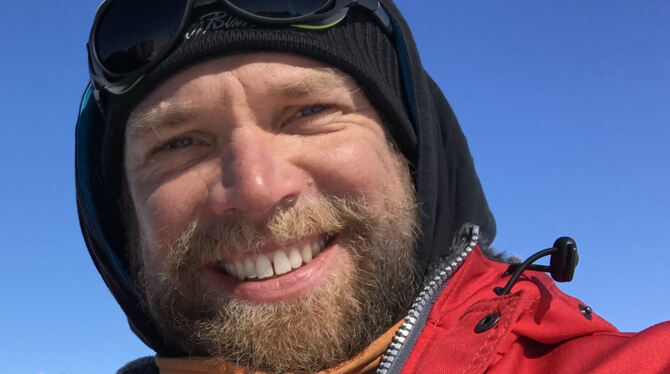 Olaf Eisen, Glaziologe aus Reutlingen, erforscht das Eis in der Antarktis. FOTO: EISEN