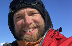 Olaf Eisen, Glaziologe aus Reutlingen, erforscht das Eis in der Antarktis. FOTO: EISEN 