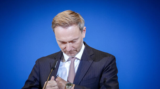 FDP-Chef Christian Lindner muss sich an seiner Aussage, besser nicht regieren als schlecht regieren, messen lassen, kommentiert