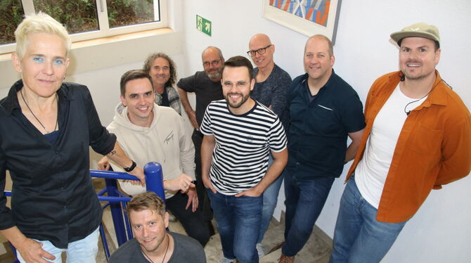 2011 fand das erste Benefizkonzert der TEB Allstars statt, Anfang Dezember rocken die Musiker wieder einmal die Schillerhalle