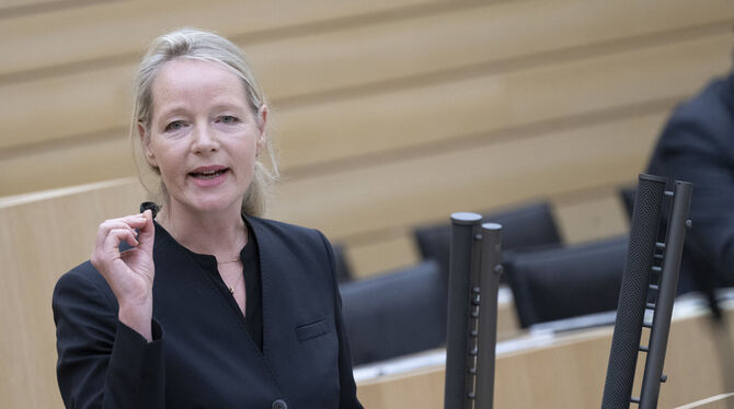 rede, Gestik, bwg, lsw Sie ist für die Umsetzung des GEG im Land zuständig: Landesumweltministerin Thekla Walker.