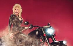 Dolly Parton - "Rockstar"
