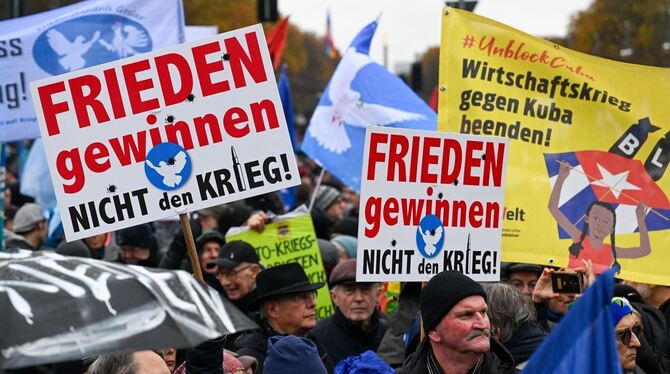 Friedensdemonstration in Berlin Friedensdemonstration in Berlin