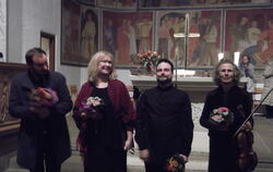 Wojciech Latocha, Susan Eitrich, Marcel Martínez und Konzertmeisterin Annette Schäfer (von links).