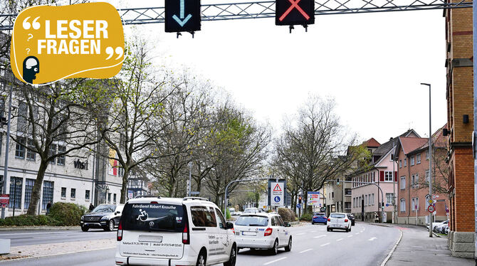 Um die zeitweise gesperrte rechte Spur auf der Reutlinger Lederstraße gibt es seit Jahren Diskussionen. Vor den Kommunalwahlen i