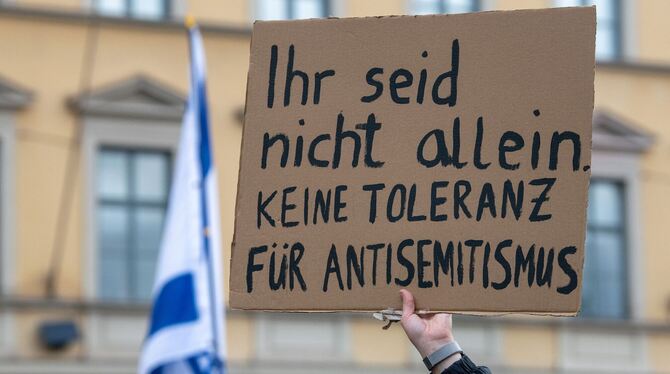 Demonstration Demonstration