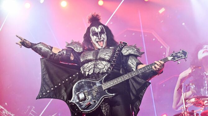 Kiss Farewell Tour Kiss Farewell Tour