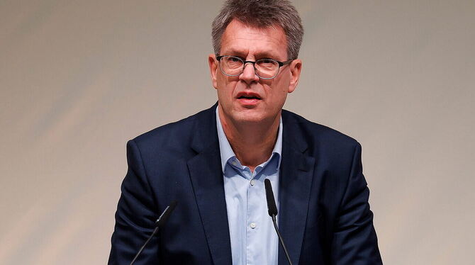 Fordert mehr Unterstützung von der Regierung: DOSB-Präsident Thomas Weikert  FOTO: HALISCH/WITTERS