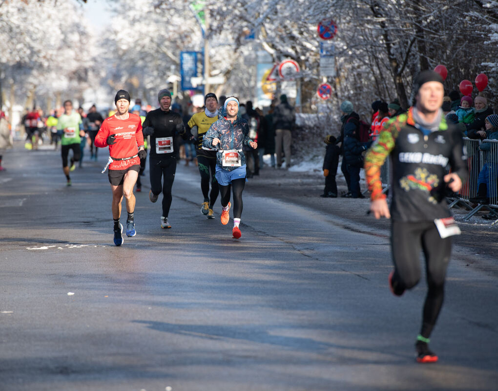 Nikolauslauf_TÜ_03_12_2023_online_Schanz_055