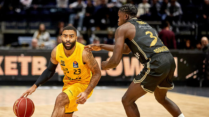 Point Guard Javon Masters bleibt bis mindestens 14. Januar ein Spieler der Tigers Tübingen.