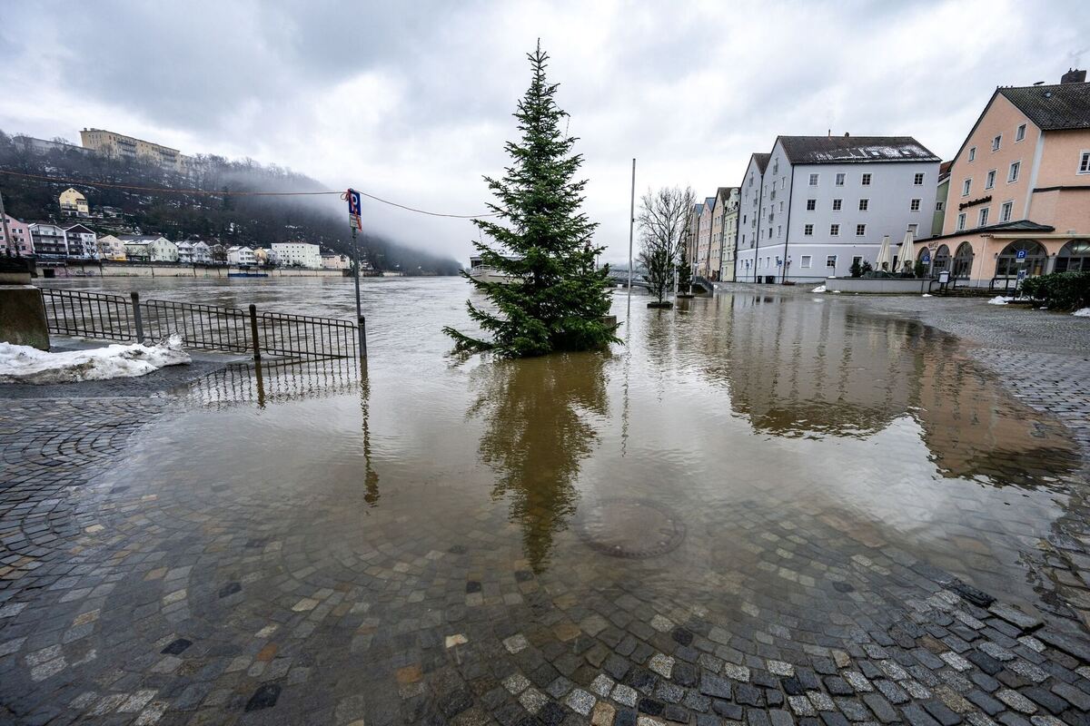 Land unter Land unter