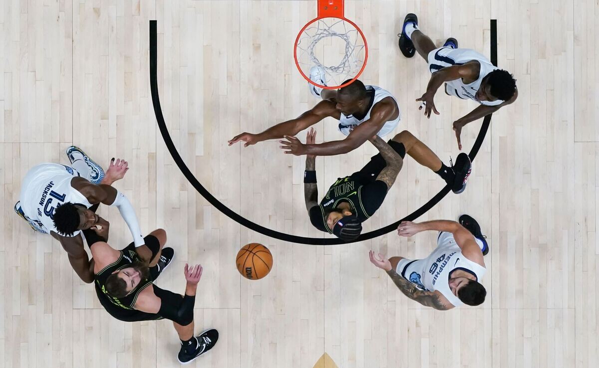 Unter dem Korb Unter dem Korb