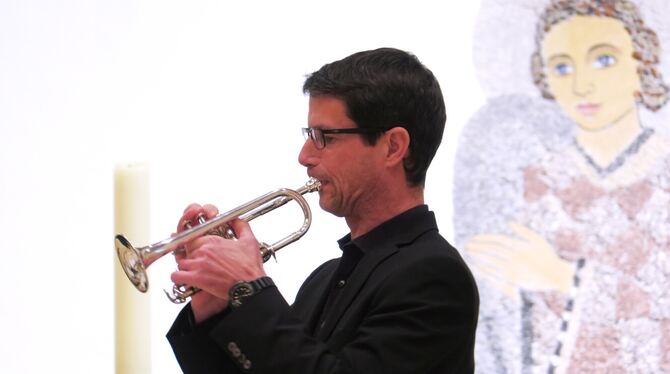Große Töne auf der Minitrompete: Andreas Spannbauer beim Auftritt des Stuttgart Brass Quartetts in der Andreaskirche.