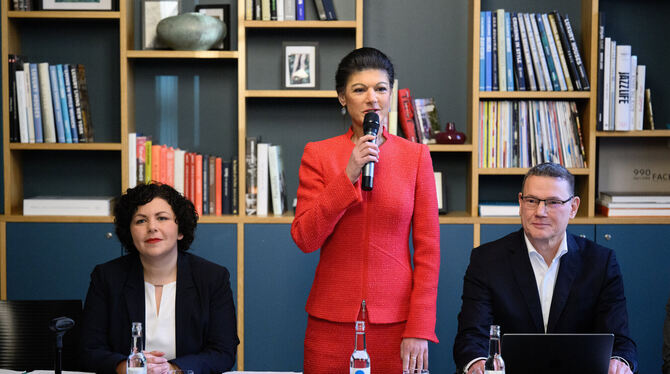 Der Unternehmer Ralph Suikat aus Karlsruhe ist Schatzmeister  der neuen Partei.  FOTO: VON JUTRCZENKA/DPA