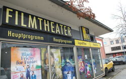 Arthaus-Filme und Kassenschlager: Das Luna Filmtheater steht für beides. Hinten die Volksbank, der das Kinogebäude gehört.