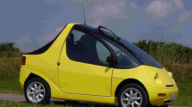 Der Hotzenblitz nimmt 2024 einen zweiten Serienanlauf. Das E-Auto wird ein zweites Mal aufgelegt, das Design ist seitdem kaum ve