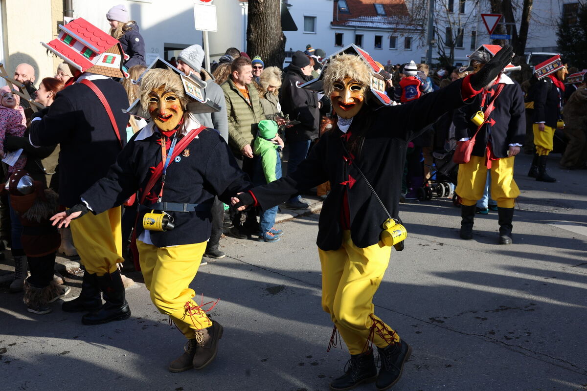 Fasnet_Umzug_Pfulli_2024__37