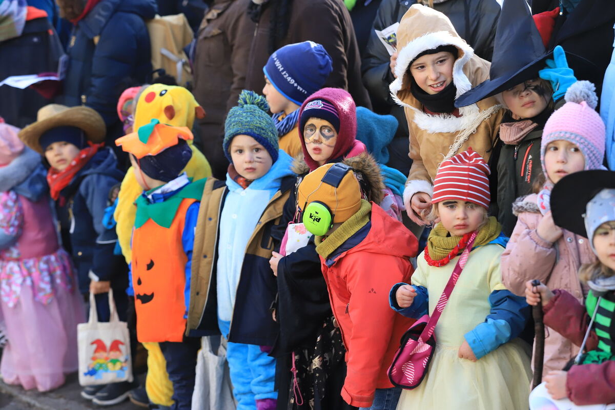 Fasnet_Umzug_Pfulli_2024__04