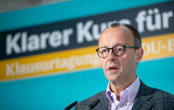  CDU-Chef Friedrich Merz setzt auf Abgrenzung zu AfD.  FOTO: FRICKE/DPA 