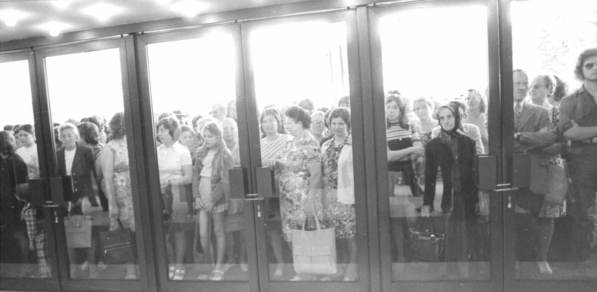 28.06.1974 - Reutlinger Horten 28.06.1974 - Das neue Horten-Haus öffnet seine Türen