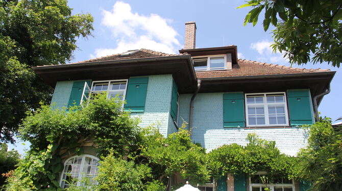 Das Hermann-Hesse-Haus in Gaienhofen kann man im Sommer besuchen.  FOTO: FRICKER