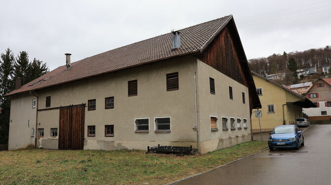 Der ehemalige Farrenstall in Würtingen bleibt erhalten und wird umgenutzt: Entstehen sollen hier Apartments für Senioren.