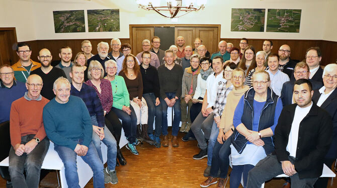 Blutspenderehrung Viele regelmäßige Blutspender aus dem Stadtgebiet Münsingen wurden im Rahmen einer Ehrungsfeier für ihr Engagement ausgezeichnet