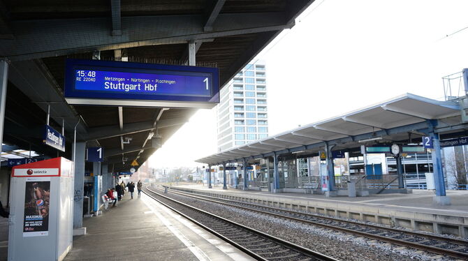Die Bahnsteige am Reutlinger Hauptbahnhof.