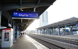 Die Bahnsteige am Reutlinger Hauptbahnhof.  
