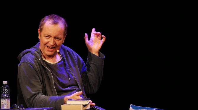 Rainald Grebe Rainald Grebe bei seiner Lesung im Sudhaus.