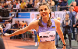 Triumphiert in Cottbus mit einer starken Flugshow: Die ukrainische Hochspringerin Jaroslawa Mahutschich.  FOTO: NEUTHE
